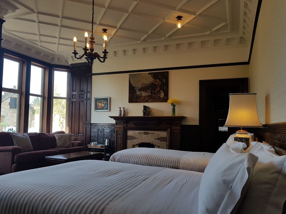 Iron/ironing board, free WiFi