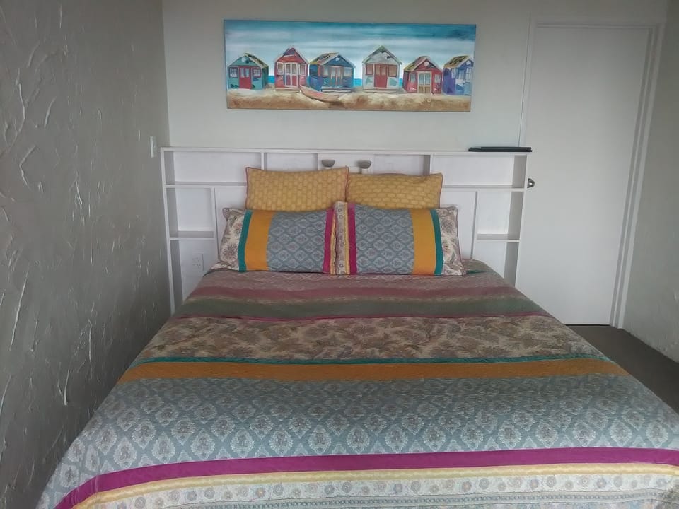Queen Room, Ocean View  | Free WiFi, bed sheets