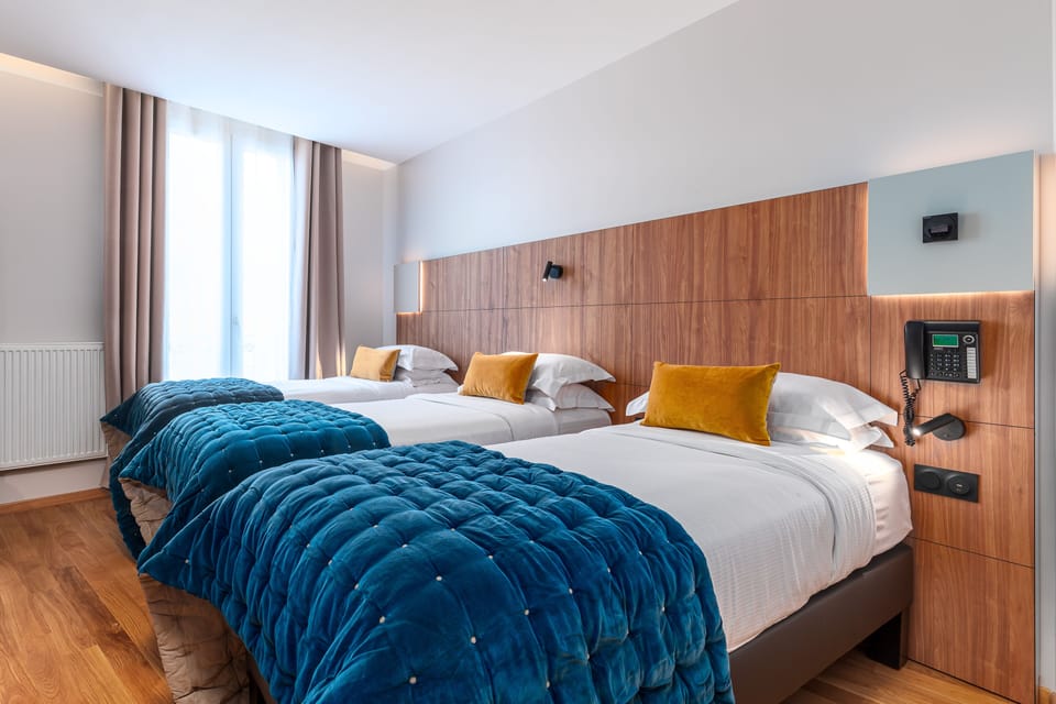 In-room safe, soundproofing, iron/ironing board, free WiFi