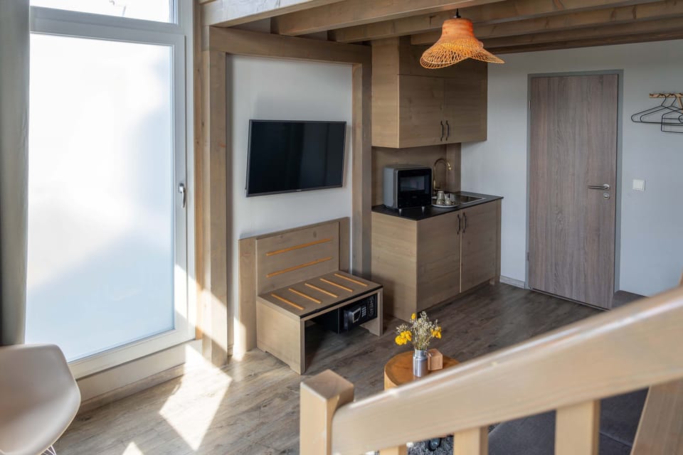 Suite, 1 Bedroom | In-room safe, individually decorated, individually furnished, desk