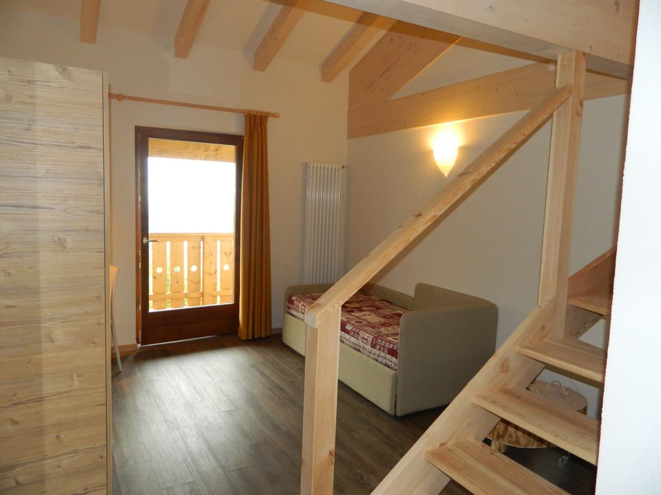 Superior Duplex, 2 Bedrooms, Balcony, Valley View | In-room safe, desk, laptop workspace, WiFi (free)