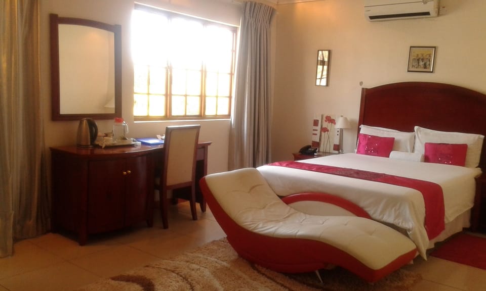 Standard Double Room | Desk, free WiFi
