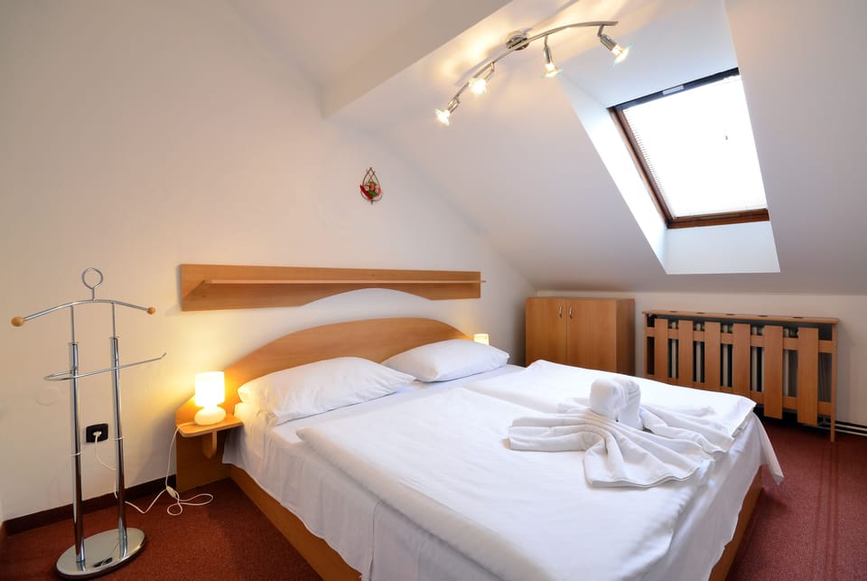 In-room safe, desk, cribs (free), WiFi (free)