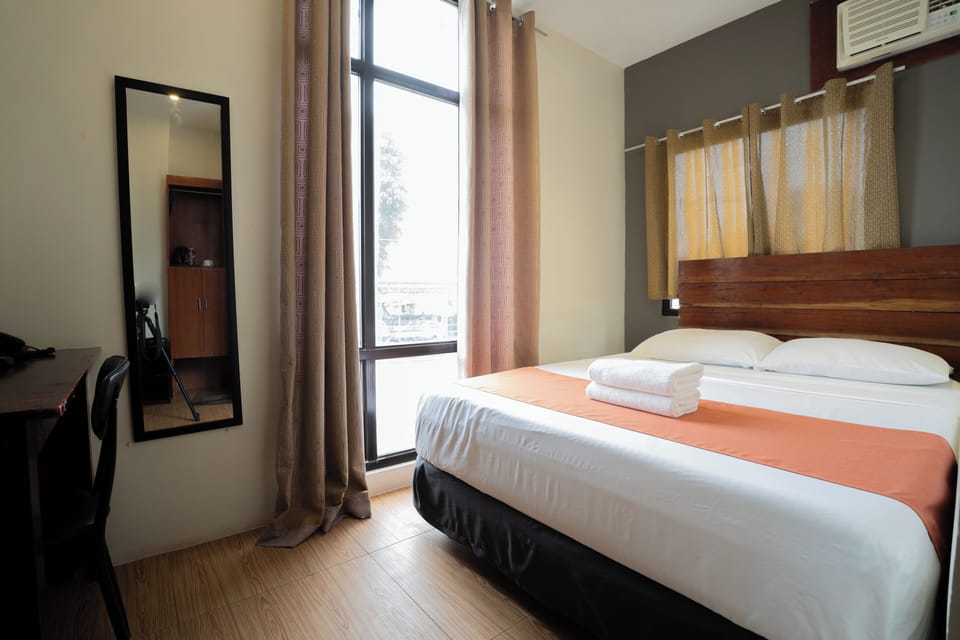 Standard Single Room | Desk, free WiFi, bed sheets