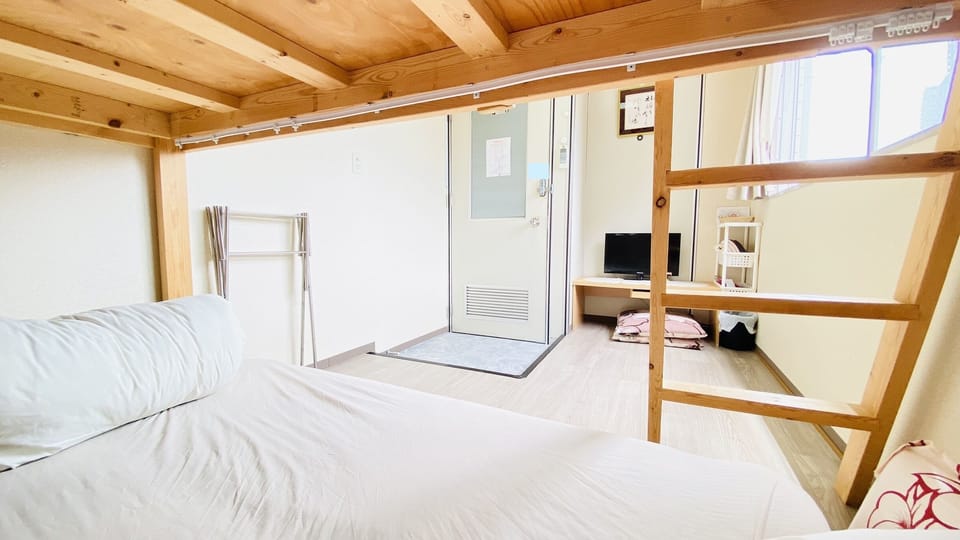 Individually decorated, blackout drapes, iron/ironing board, free WiFi