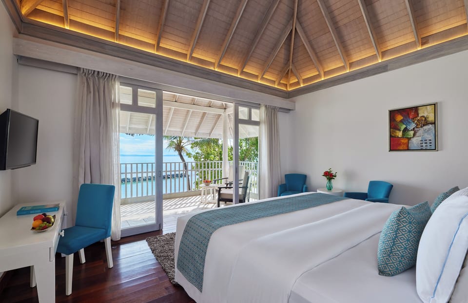 Beach Duplex Suite with Private Pool | Premium bedding, down comforters, memory foam beds, minibar