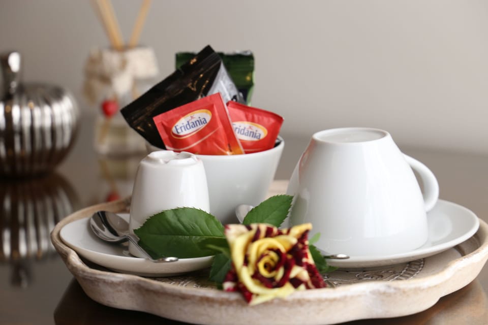 Free daily on-the-go breakfast