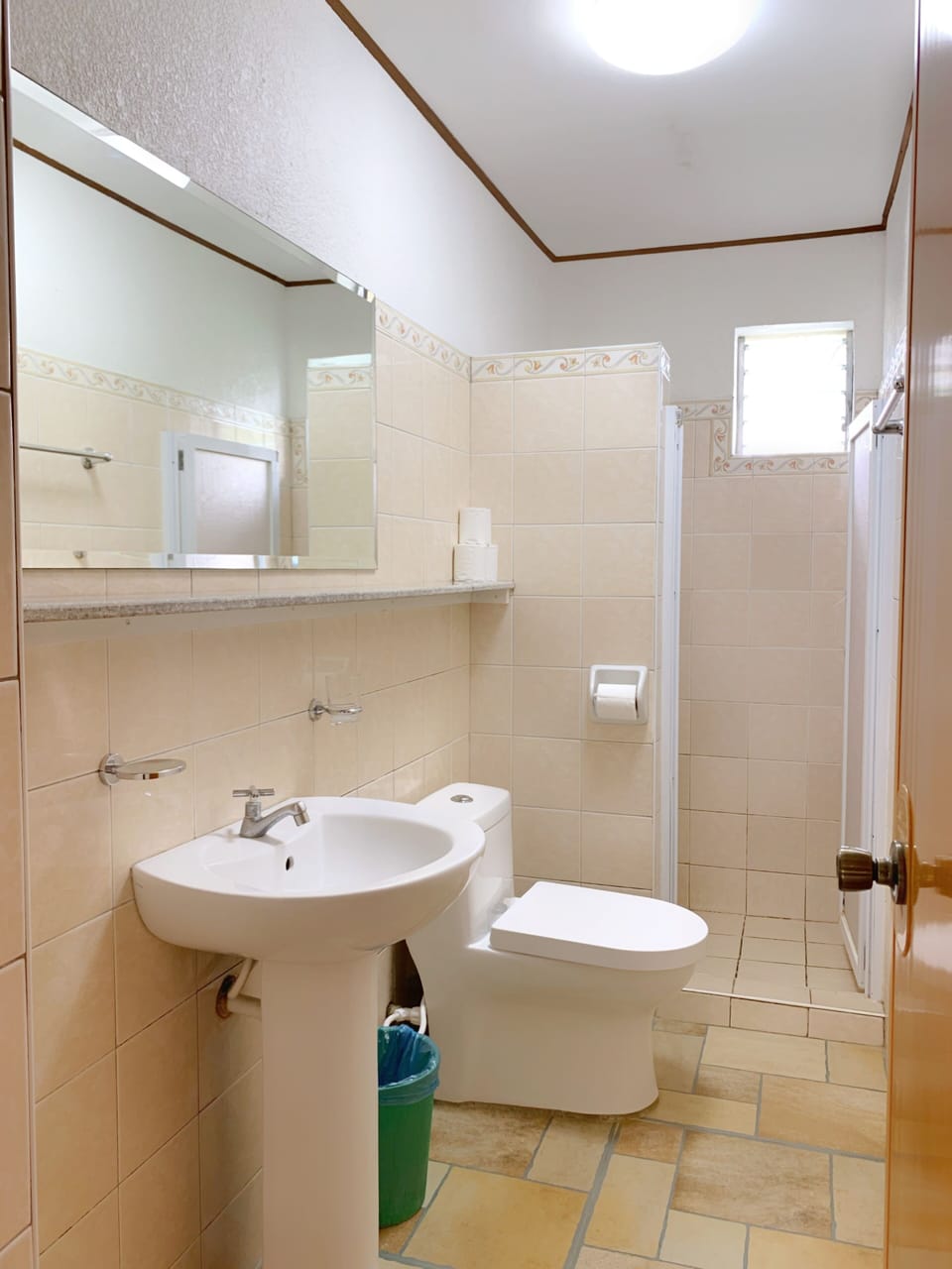 2 Bedroom Apartment | Bathroom | Shower, bidet, towels
