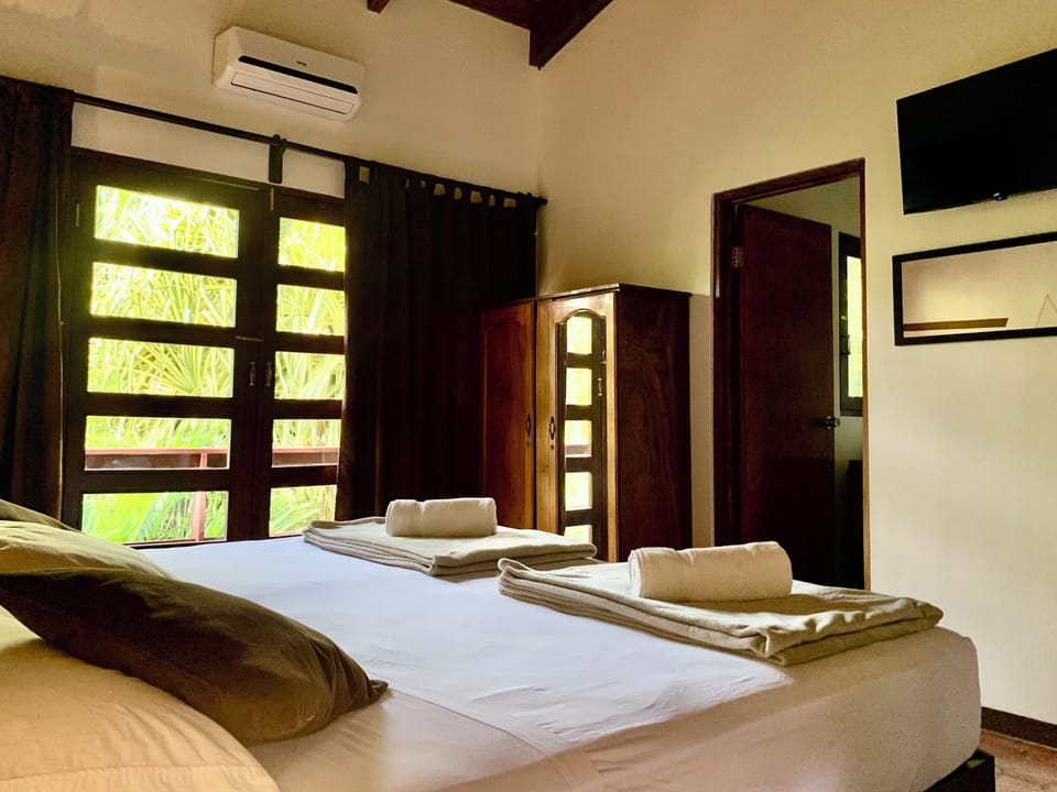 Double Room, Garden View | Premium bedding, minibar, free WiFi, bed sheets