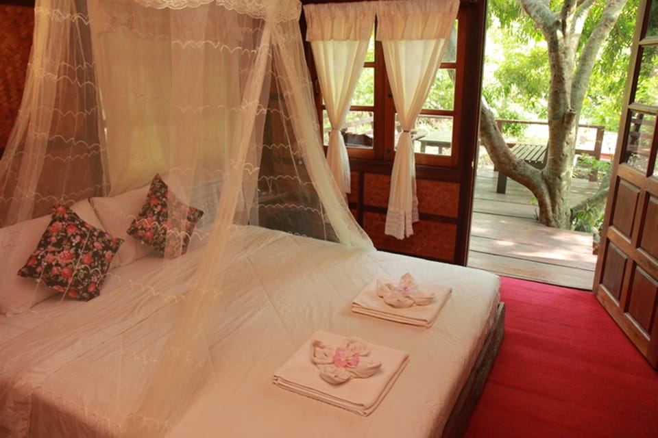 Standard Double Room | Free WiFi