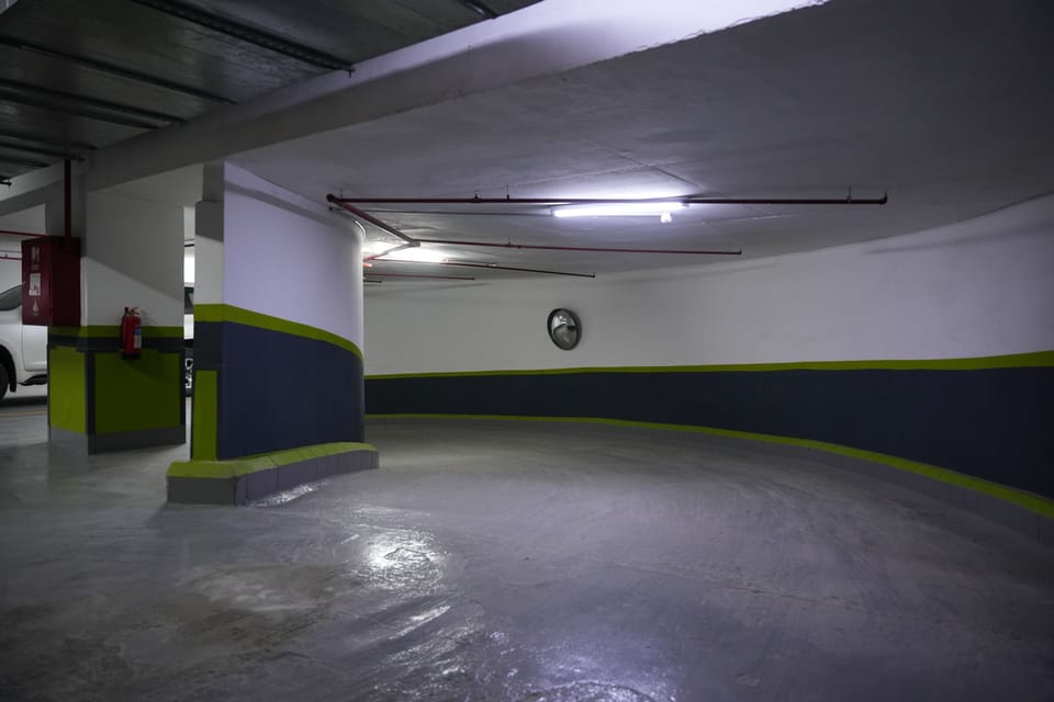 Free self parking