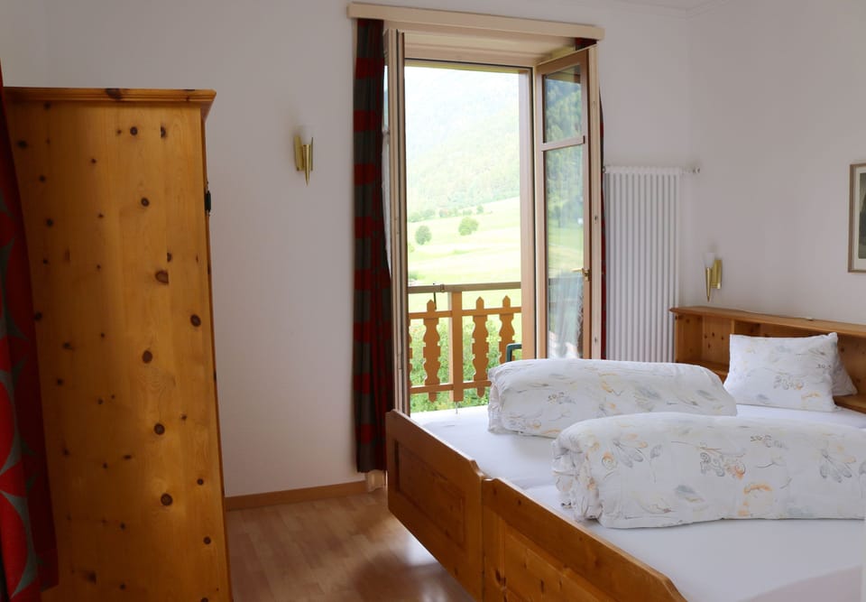 Superior Double or Twin Room | Desk, soundproofing, free WiFi