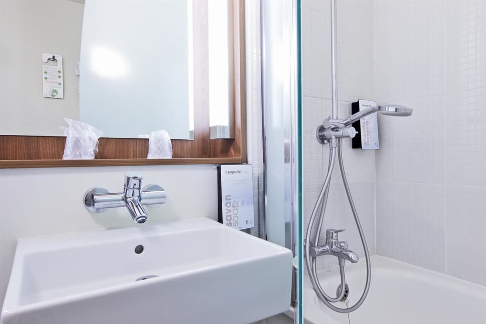 Eco-friendly toiletries, towels