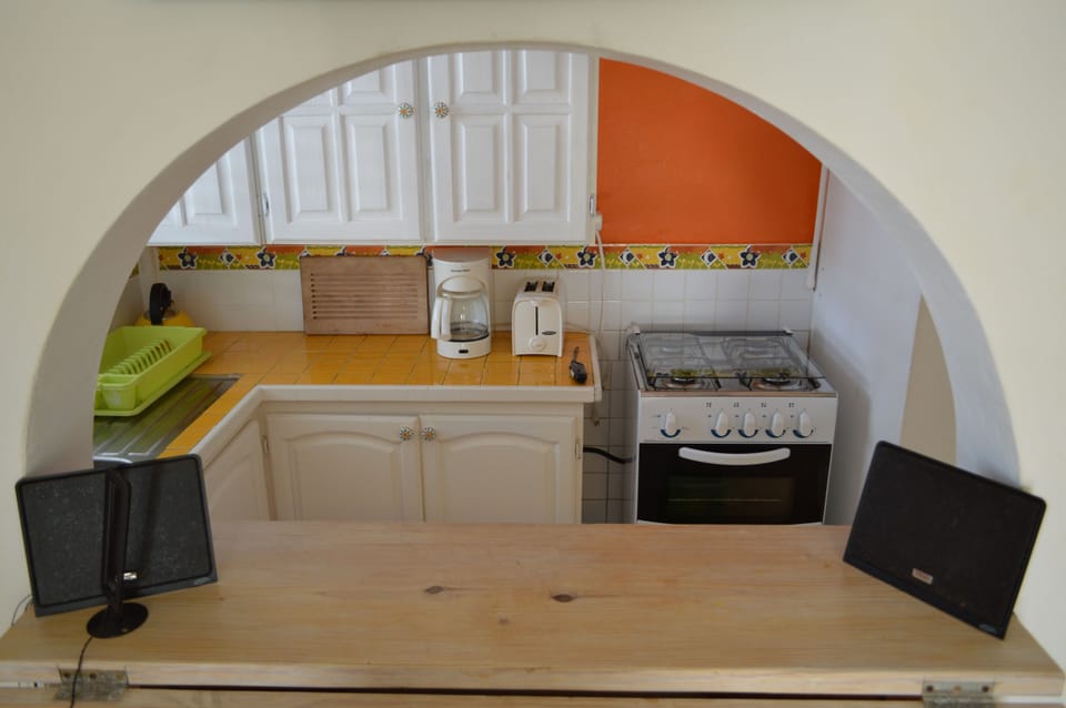 Classic Apartment, 1 Bedroom, Kitchen, Garden Area | Bathroom | Shower, hair dryer, towels