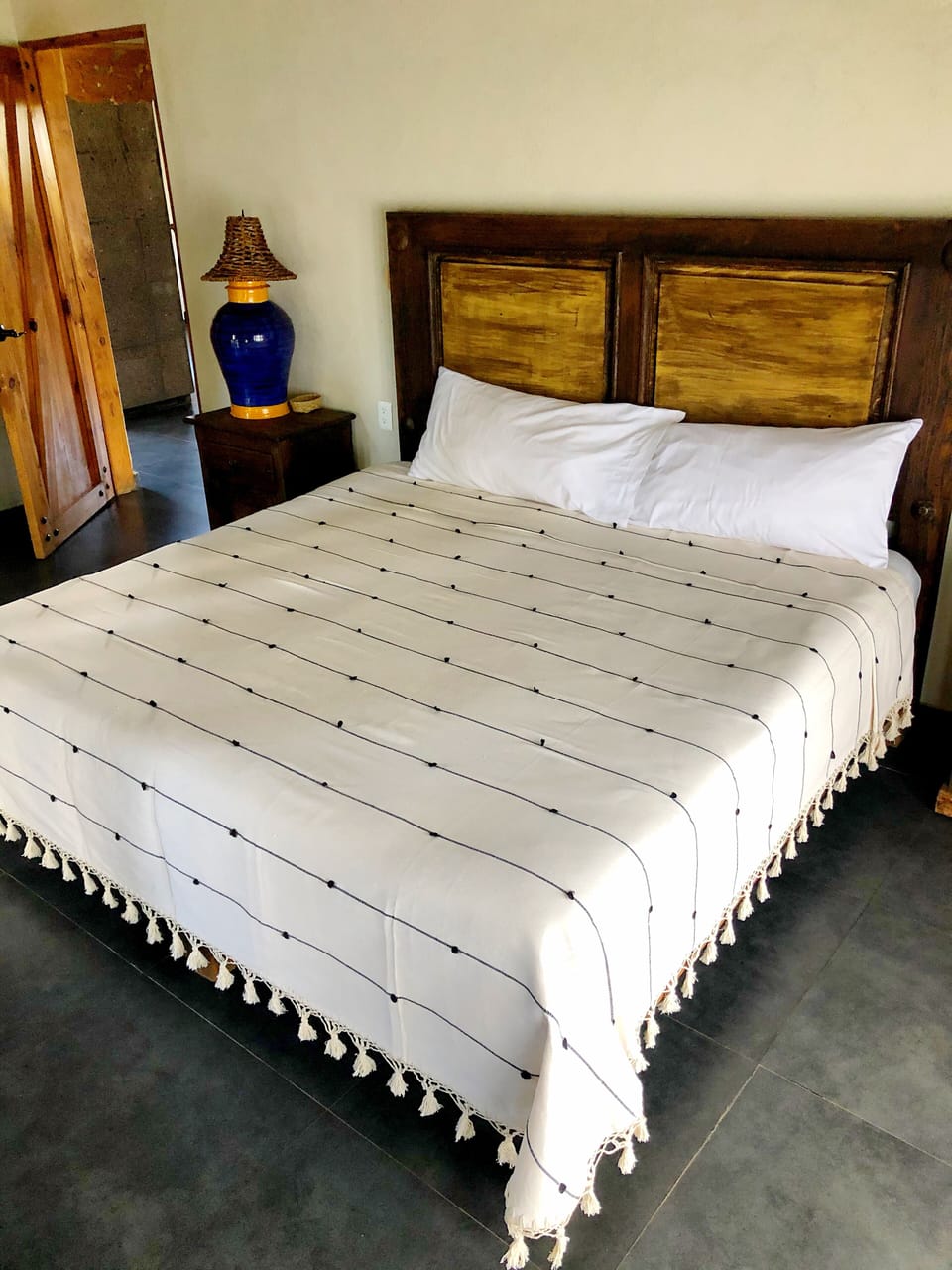 Family Cabin, 2 Bedrooms, Kitchen, Lake View | 1 bedroom, premium bedding, down comforters, pillowtop beds