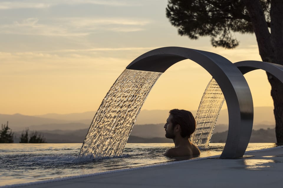 Sauna, body treatments, hot stone massages, deep-tissue massages