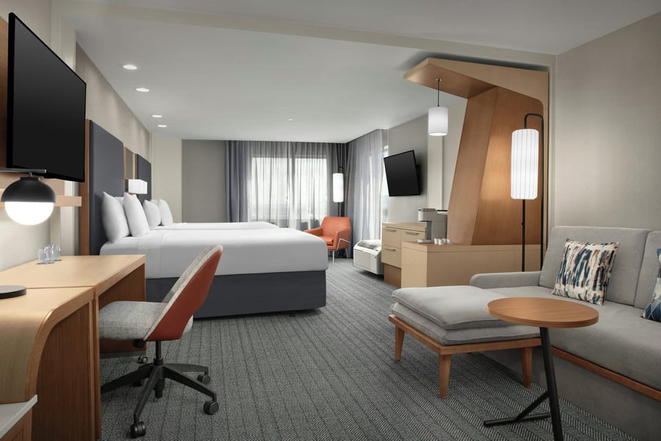 In-room safe, desk, iron/ironing board, WiFi (free)