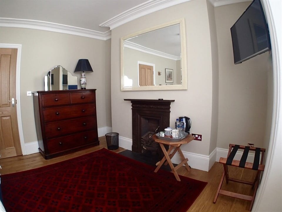 Double Room, Ensuite (Room 6)