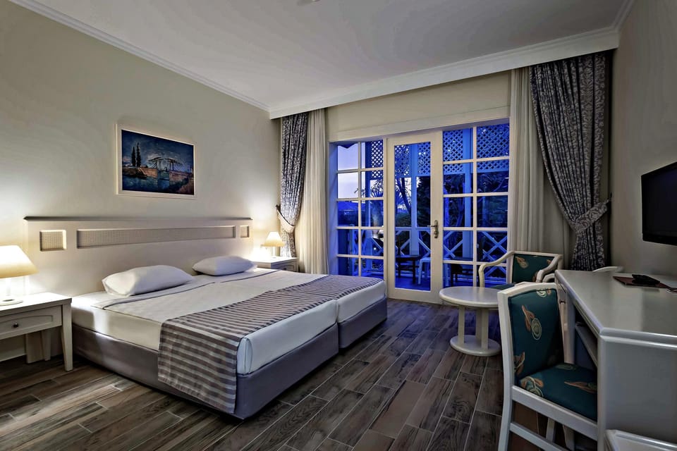 Minibar, in-room safe, laptop workspace, soundproofing