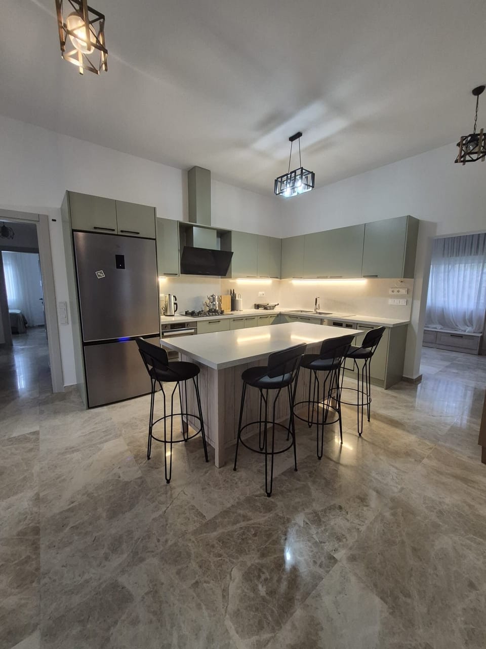 Exclusive Villa | Premium bedding, desk, laptop workspace, iron/ironing board