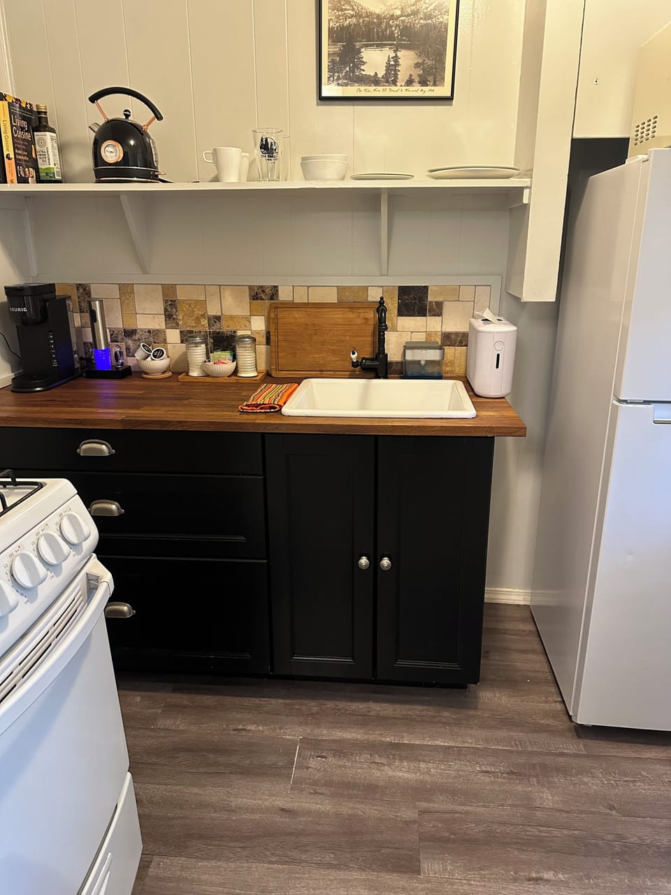 Deluxe Studio Suite, 1 King Bed, Kitchen, Ground Floor | 9 bedrooms, Egyptian cotton sheets, premium bedding, pillowtop beds