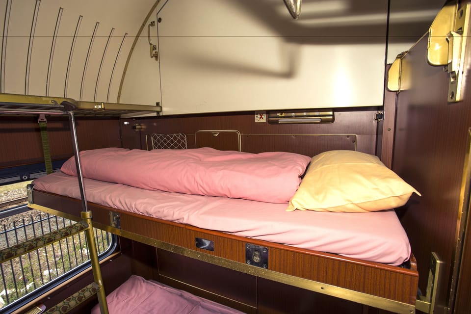 Shared Dormitory, Women only, Shared Bathroom (Bed in Compartment) | Laptop workspace, free WiFi, bed sheets