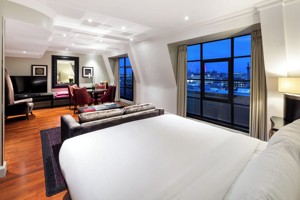 Studio Suite (Studio) | Egyptian cotton sheets, premium bedding, in-room safe, desk
