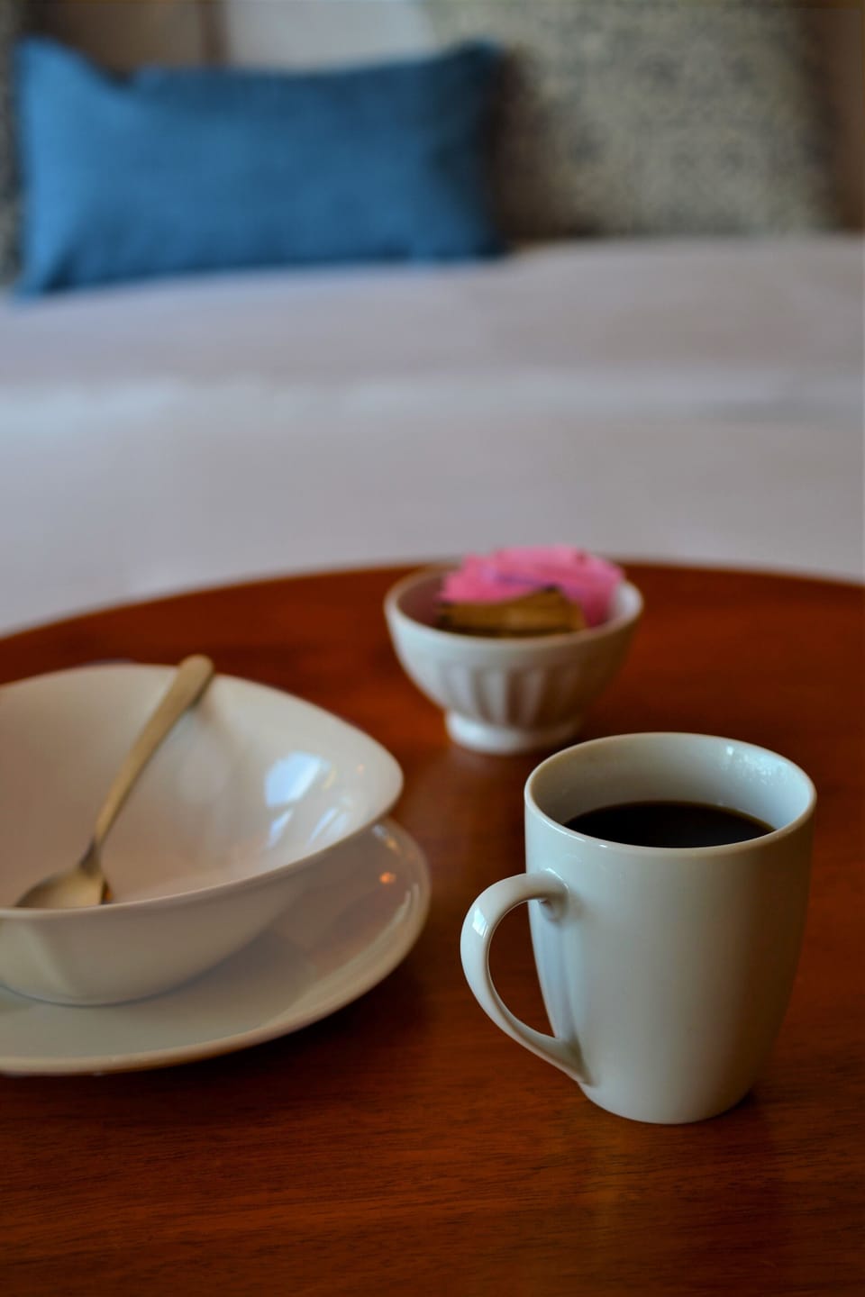 Deluxe Studio Suite, 1 King Bed with Sofa bed, Ocean View, Oceanfront | Coffee and/or coffee maker