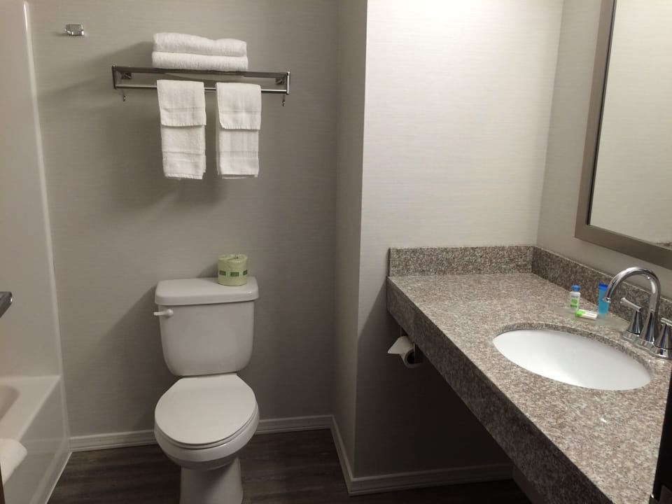 Free toiletries, towels