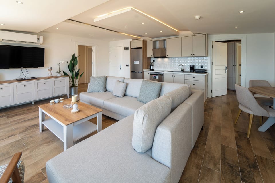 Suite | Minibar, in-room safe, free WiFi, bed sheets