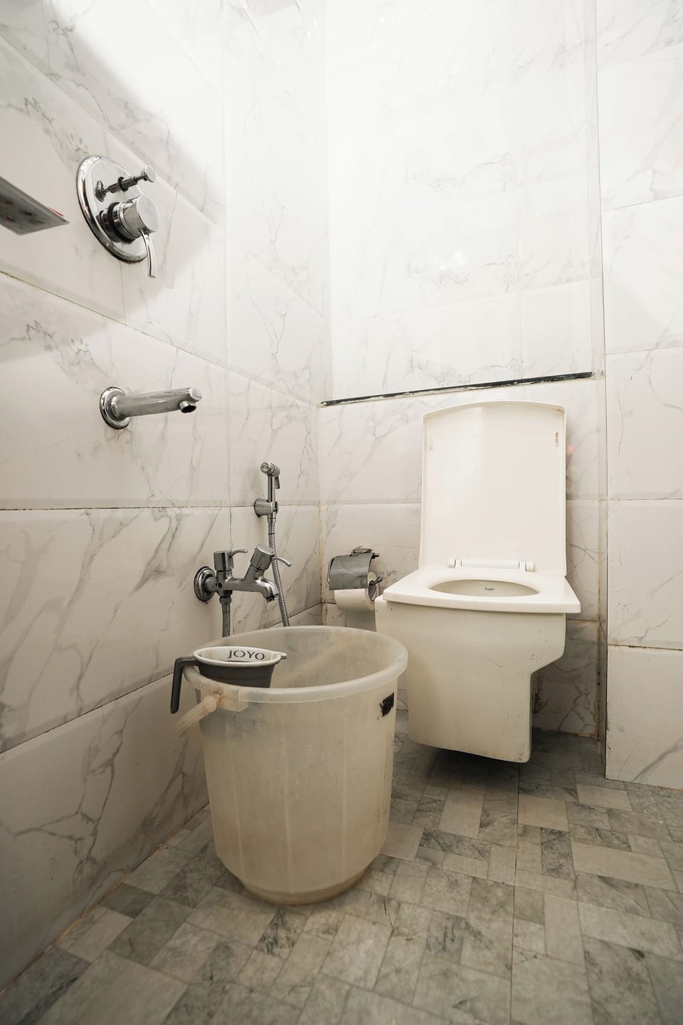 Shower, free toiletries, slippers, towels