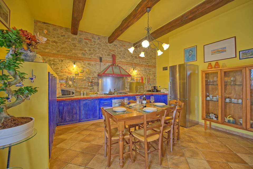 Villa, 3 Bedrooms | In-room dining