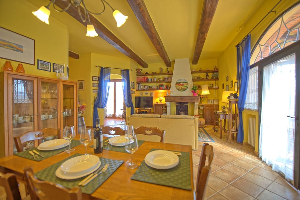 Villa, 3 Bedrooms | In-room dining