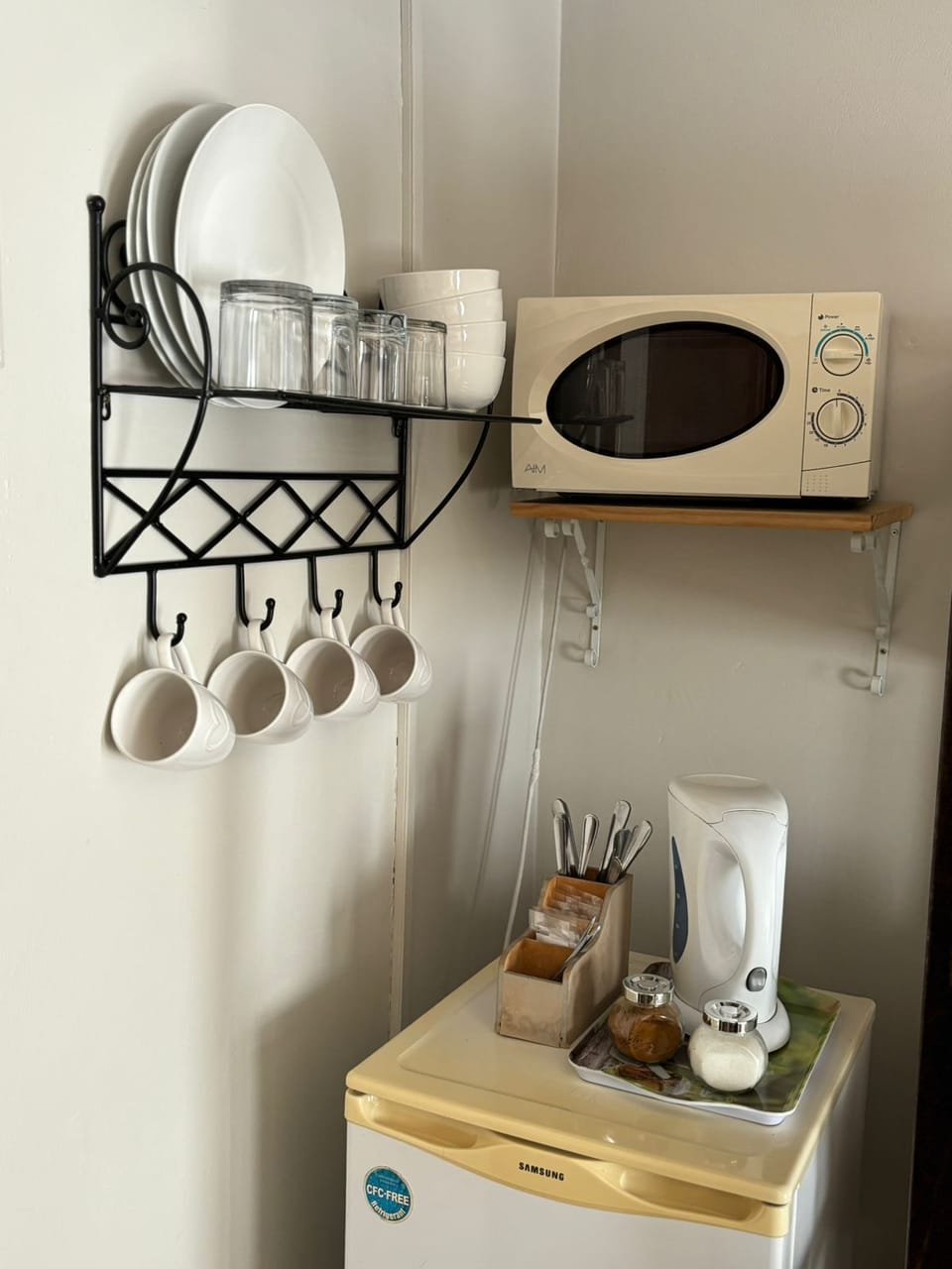 Room 5 | WiFi (free), bed sheets