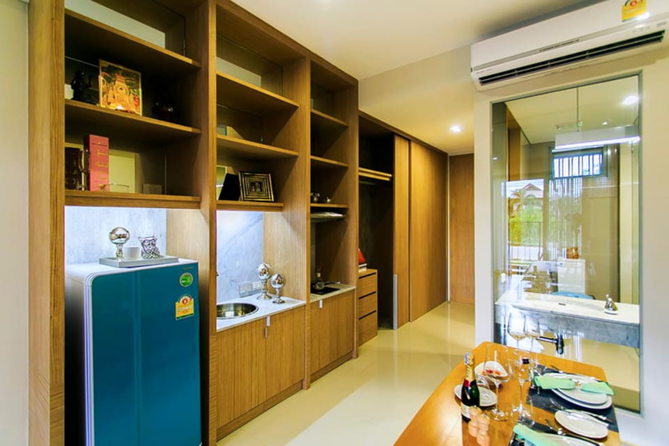1 Bedroom Apartment | In-room dining