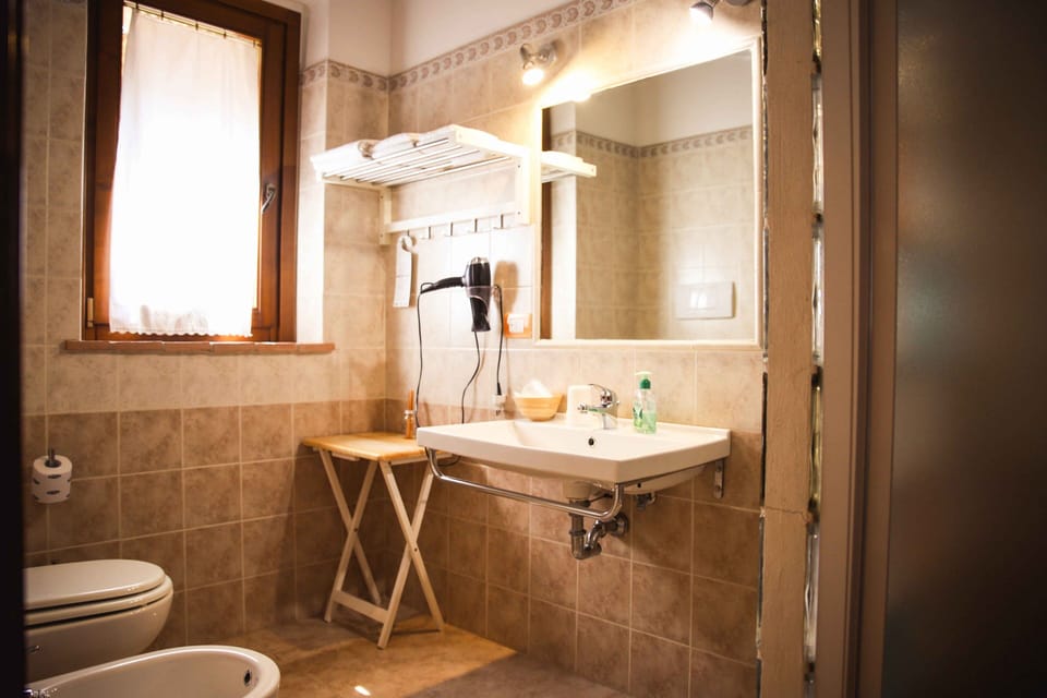 Family Duplex, Balcony | Bathroom | Shower, hair dryer, bidet, towels