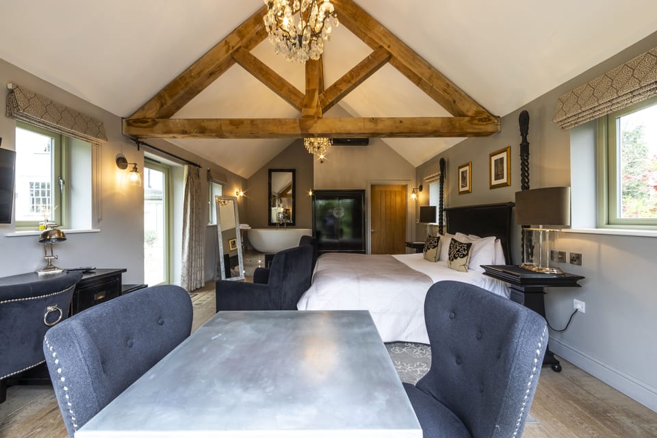 Double Room, Ensuite (Hemingford ) | 1 bedroom, soundproofing