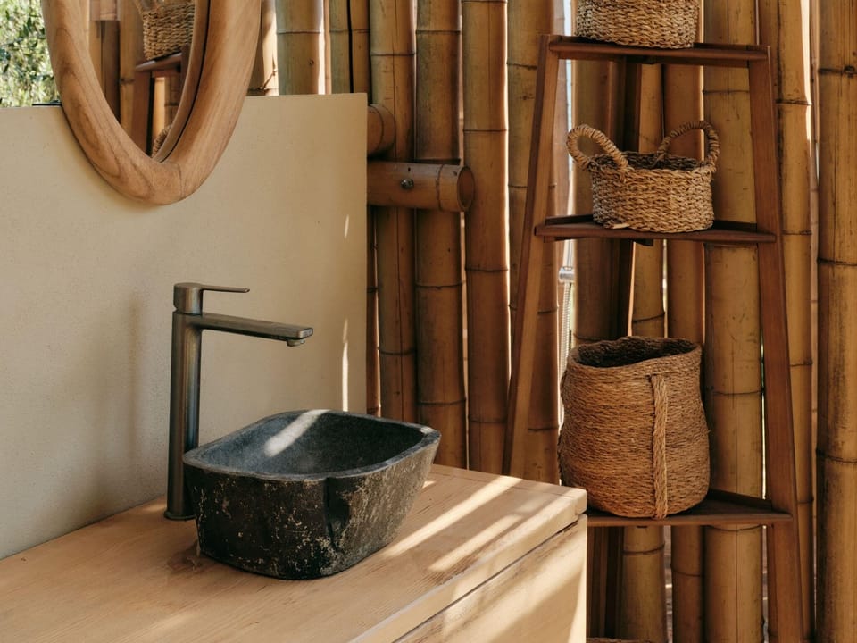 Couples treatment rooms, sauna, steam room