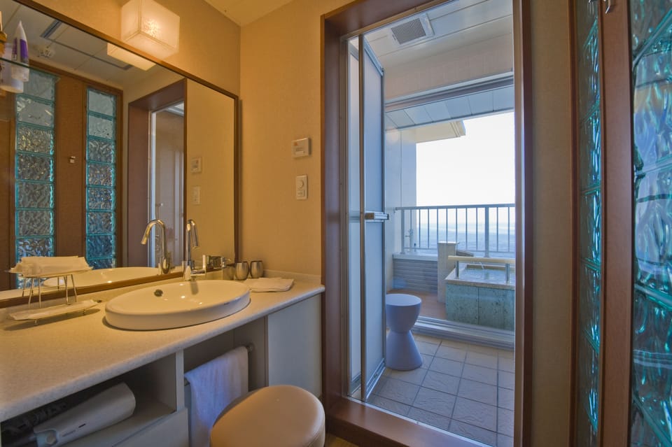 Room, Smoking, Ocean View | Bathroom | Free toiletries, hair dryer, slippers, bidet