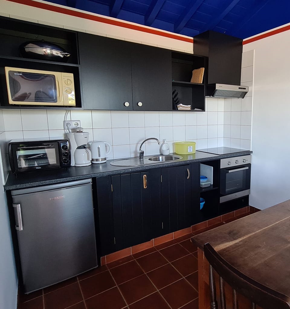 Apartment, 1 Bedroom | Private kitchen