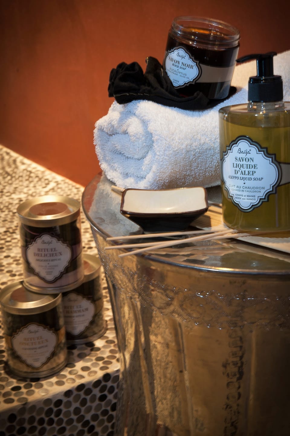 Sauna, steam room, Turkish bath, body treatments, hot stone massages