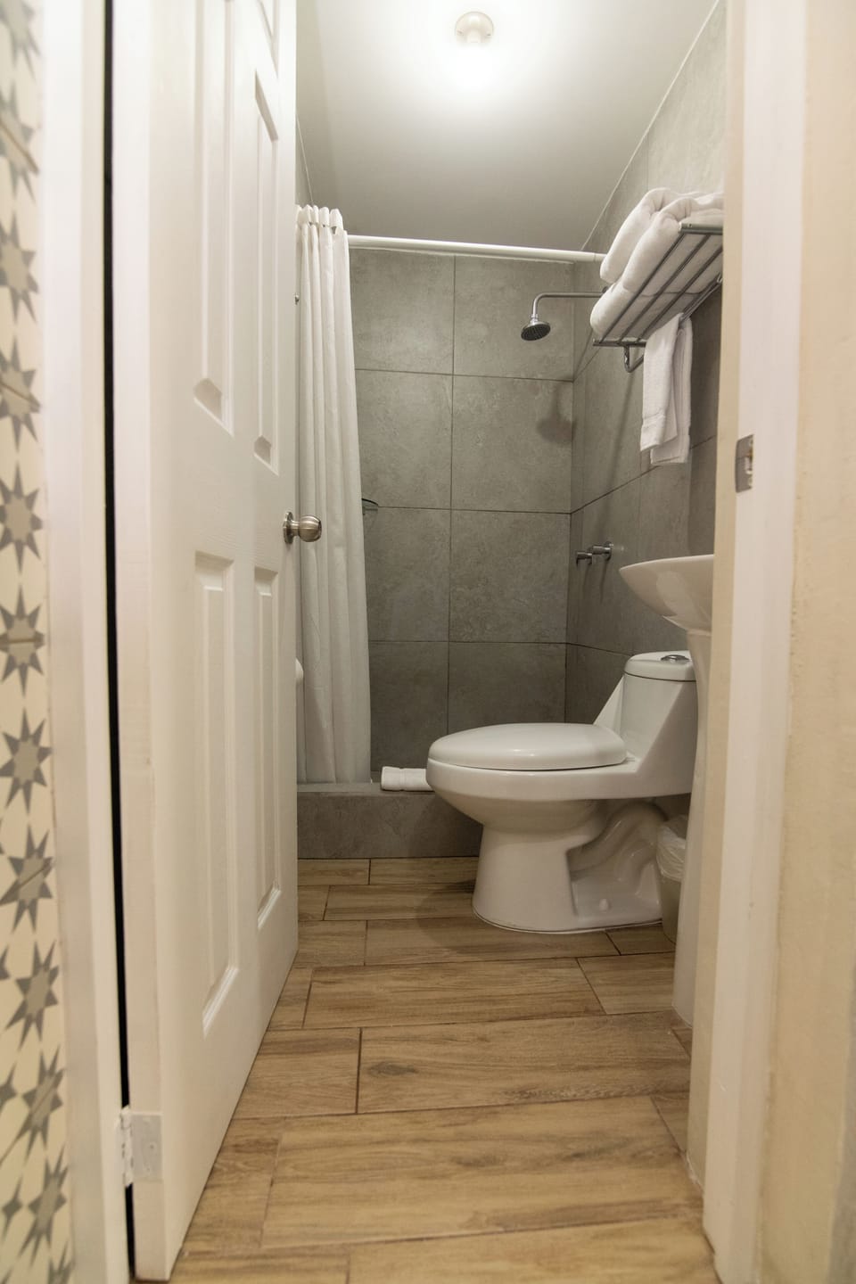 Standard Double or Twin Room | In-room safe, desk, iron/ironing board, free WiFi