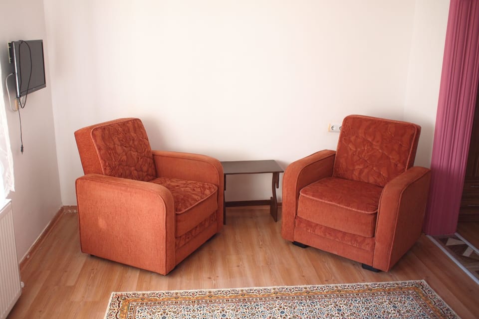 Basic Suite | Free WiFi, bed sheets