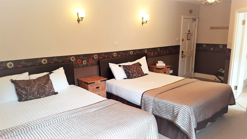 Desk, iron/ironing board (on request), WiFi (free), bed sheets