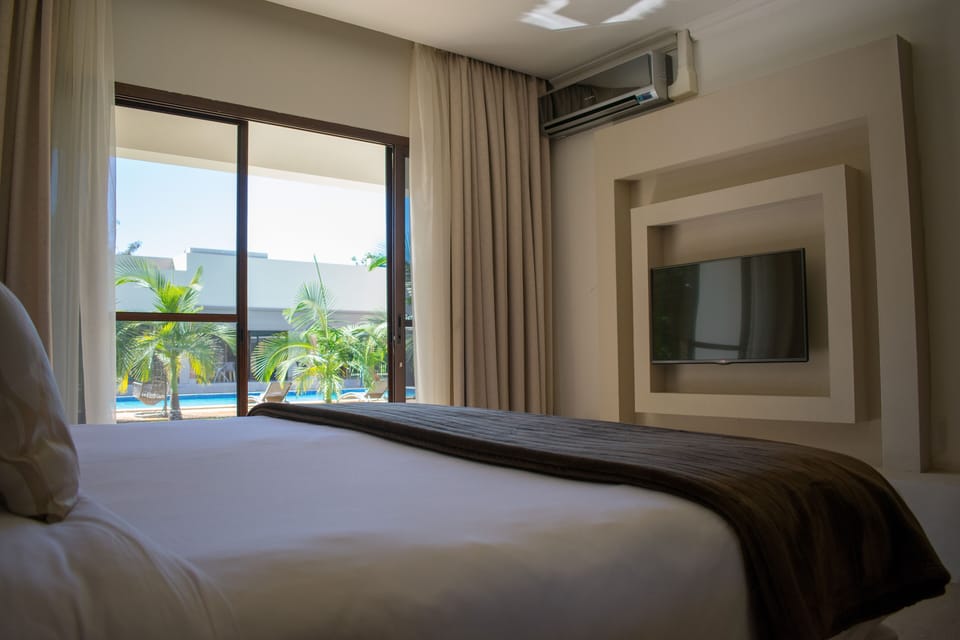 Standard Double or Twin Room | Premium bedding, minibar, in-room safe, desk