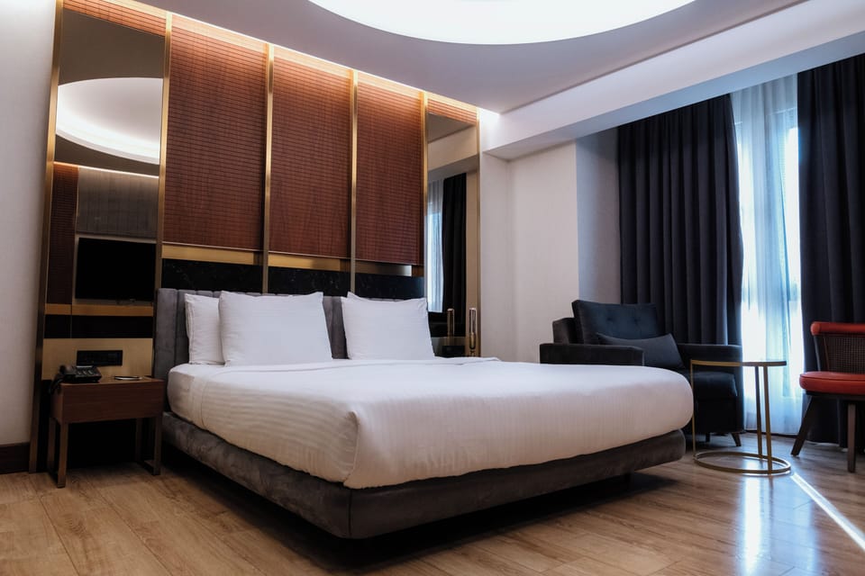 Superior Double Room | Premium bedding, minibar, in-room safe, desk