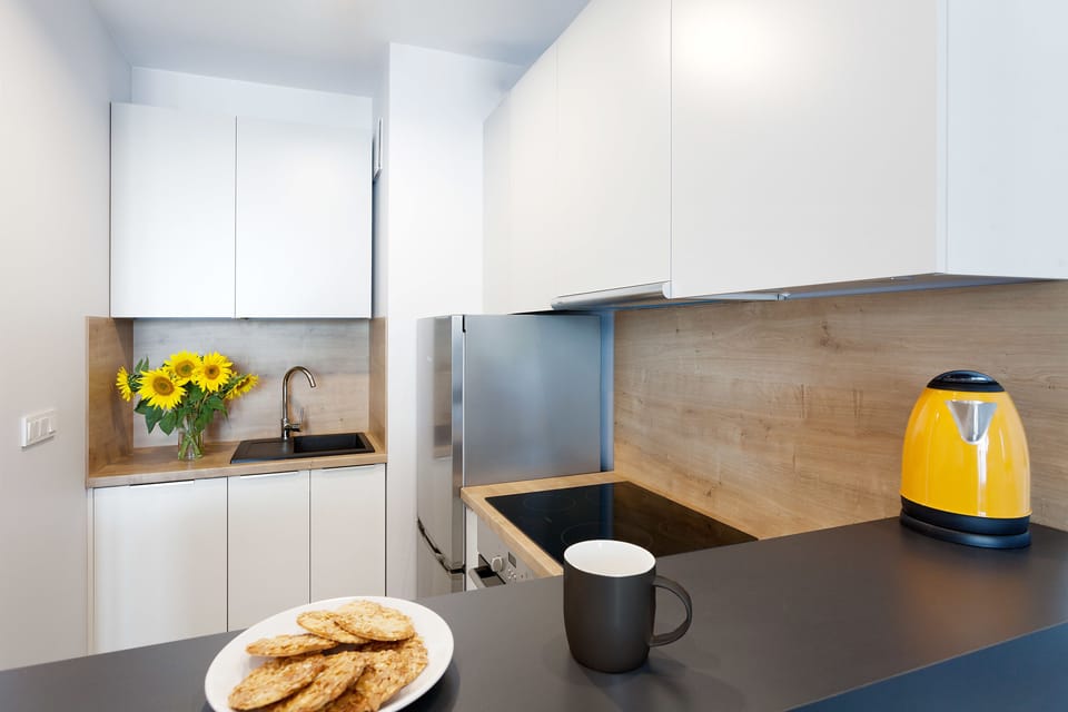 Comfort Studio Suite, 1 Bedroom | 1 bedroom, premium bedding, desk, iron/ironing board