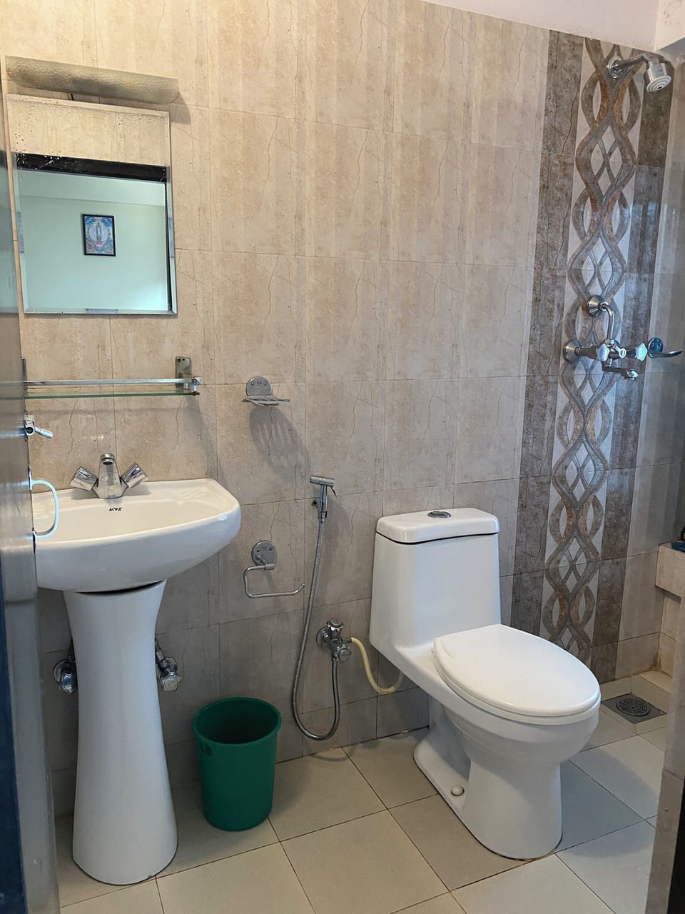 Standard Double or Twin Room | Bathroom | Free toiletries, hair dryer, slippers, towels