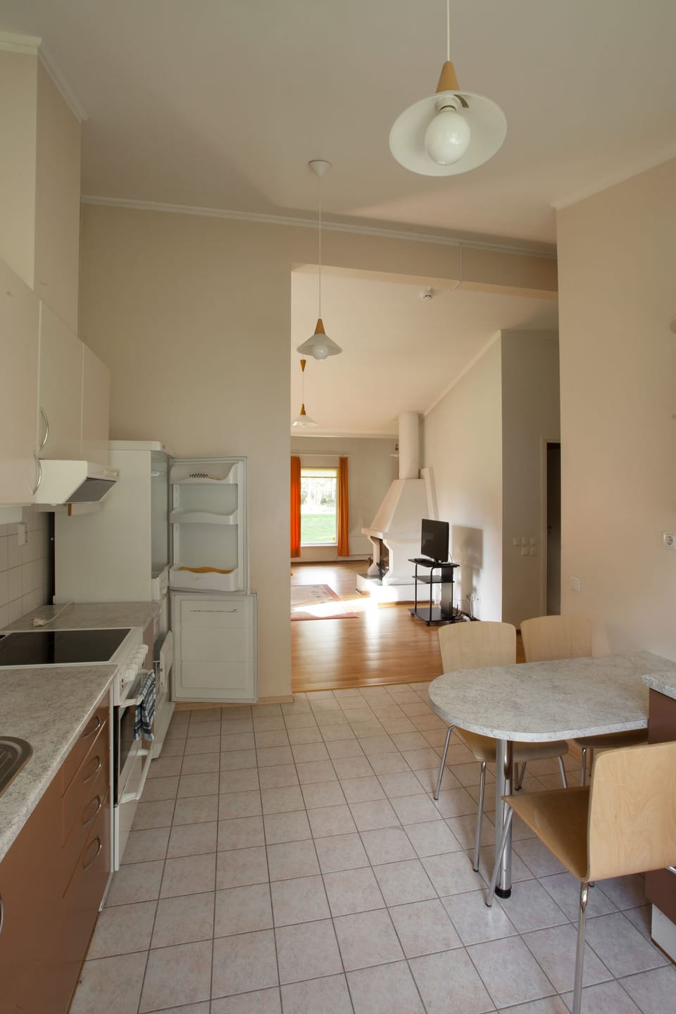 Family House, 2 Bedrooms | 2 bedrooms, desk, free cribs/infant beds, free rollaway beds