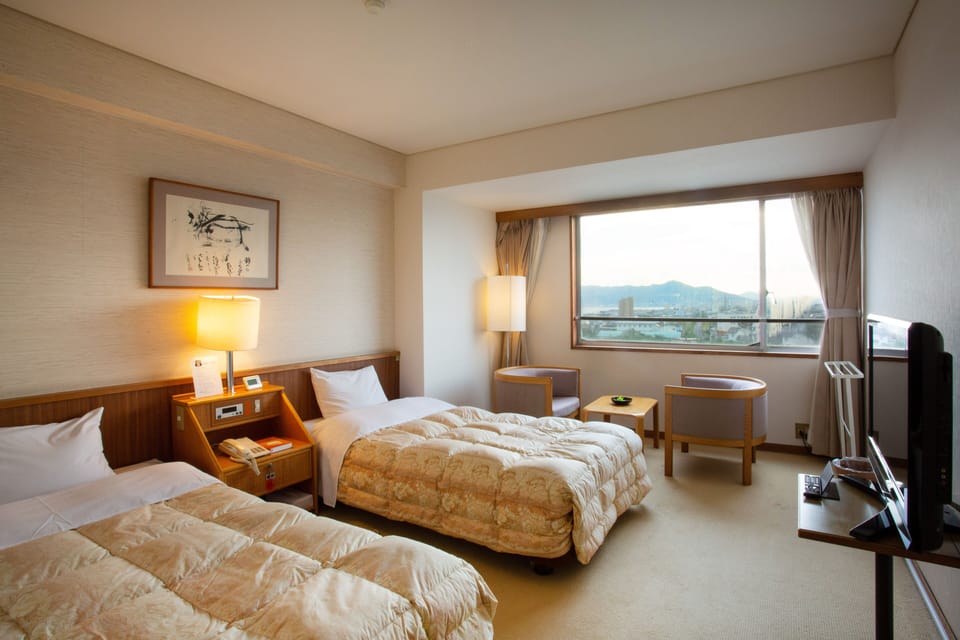 In-room safe, desk, blackout drapes, soundproofing